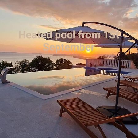 Sea View Luxury Apart Hotel Villa Conte With Swiming Pool And Romantic Spa Podstrana Ngoại thất bức ảnh