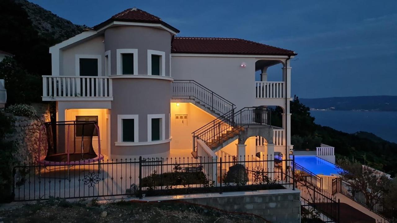 Sea View Luxury Apart Hotel Villa Conte With Swiming Pool And Romantic Spa Podstrana Ngoại thất bức ảnh