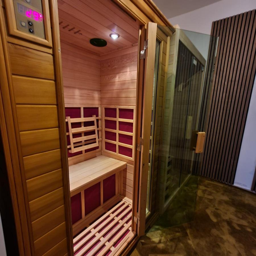 Sea View Luxury Apart Hotel Villa Conte With Swiming Pool And Romantic Spa Podstrana Ngoại thất bức ảnh