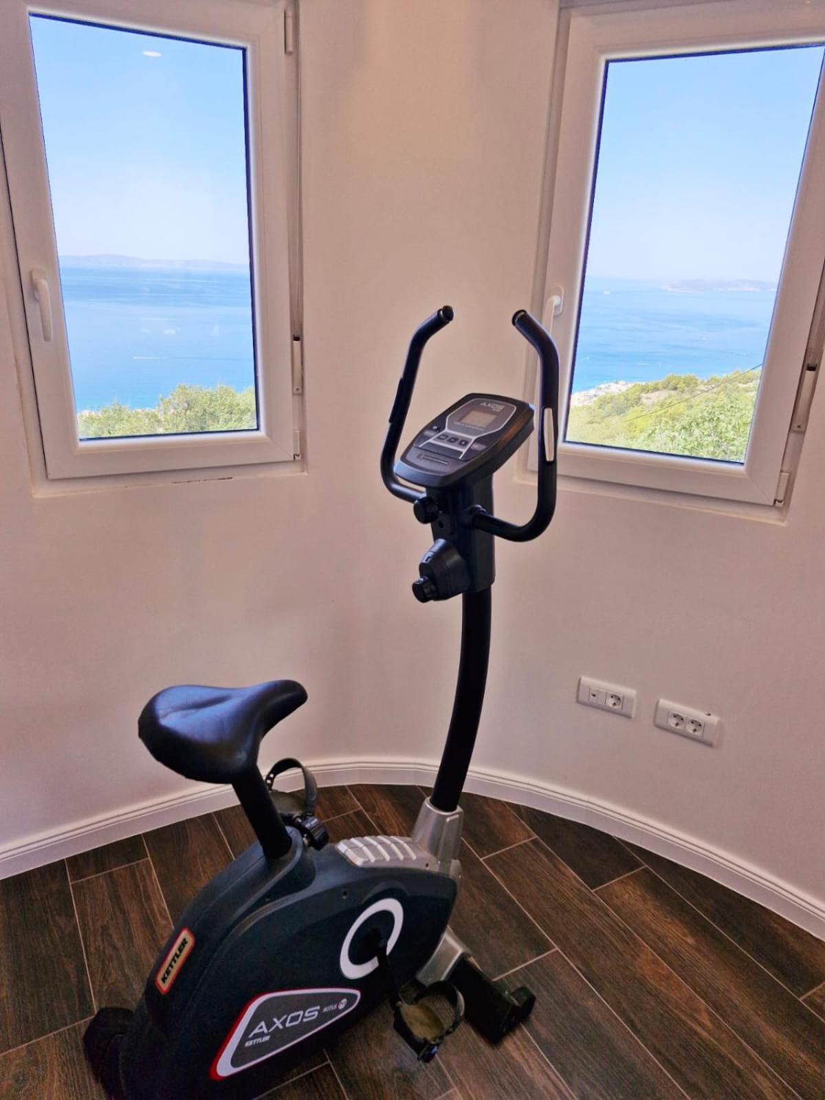 Sea View Luxury Apart Hotel Villa Conte With Swiming Pool And Romantic Spa Podstrana Ngoại thất bức ảnh