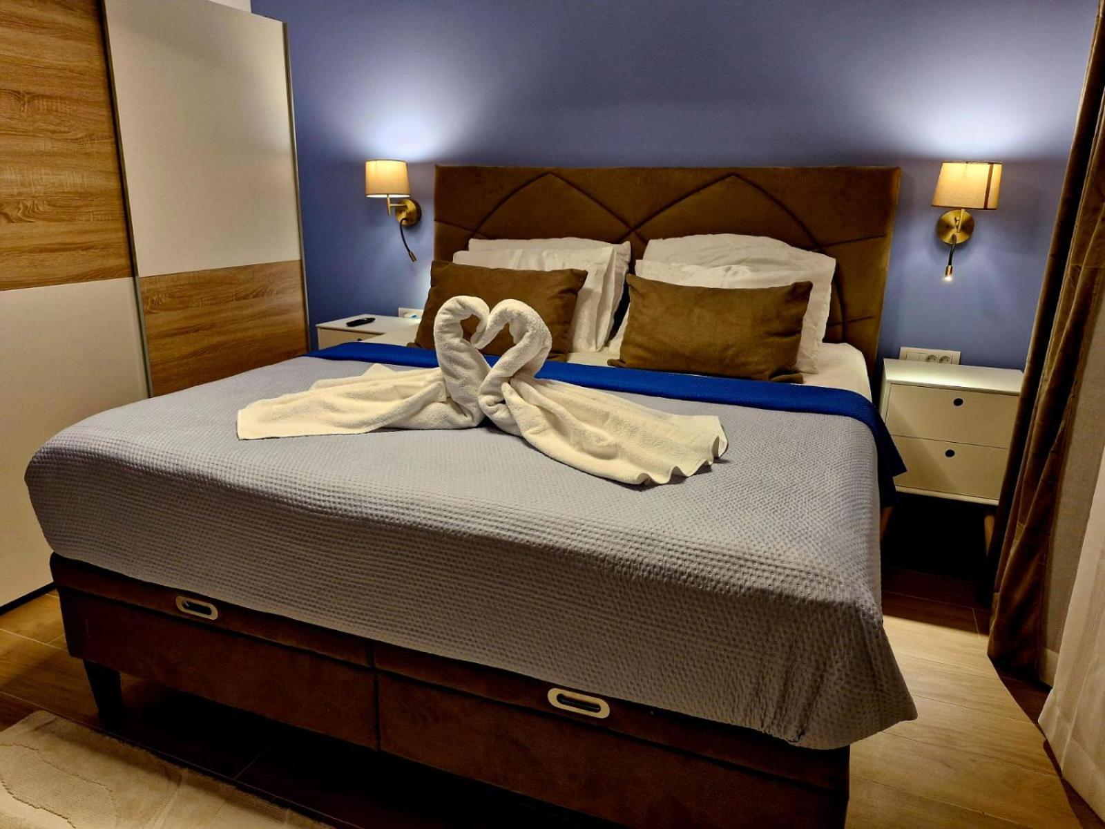 Sea View Luxury Apart Hotel Villa Conte With Swiming Pool And Romantic Spa Podstrana Ngoại thất bức ảnh