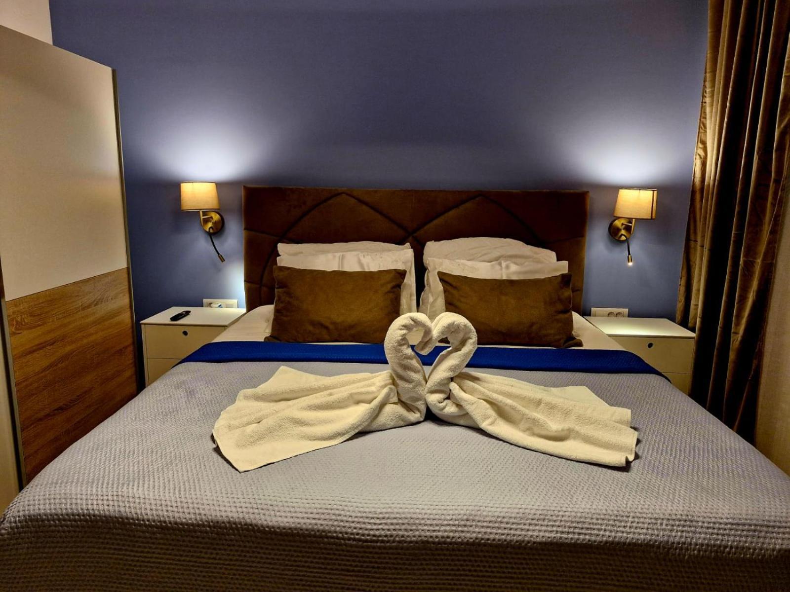 Sea View Luxury Apart Hotel Villa Conte With Swiming Pool And Romantic Spa Podstrana Ngoại thất bức ảnh