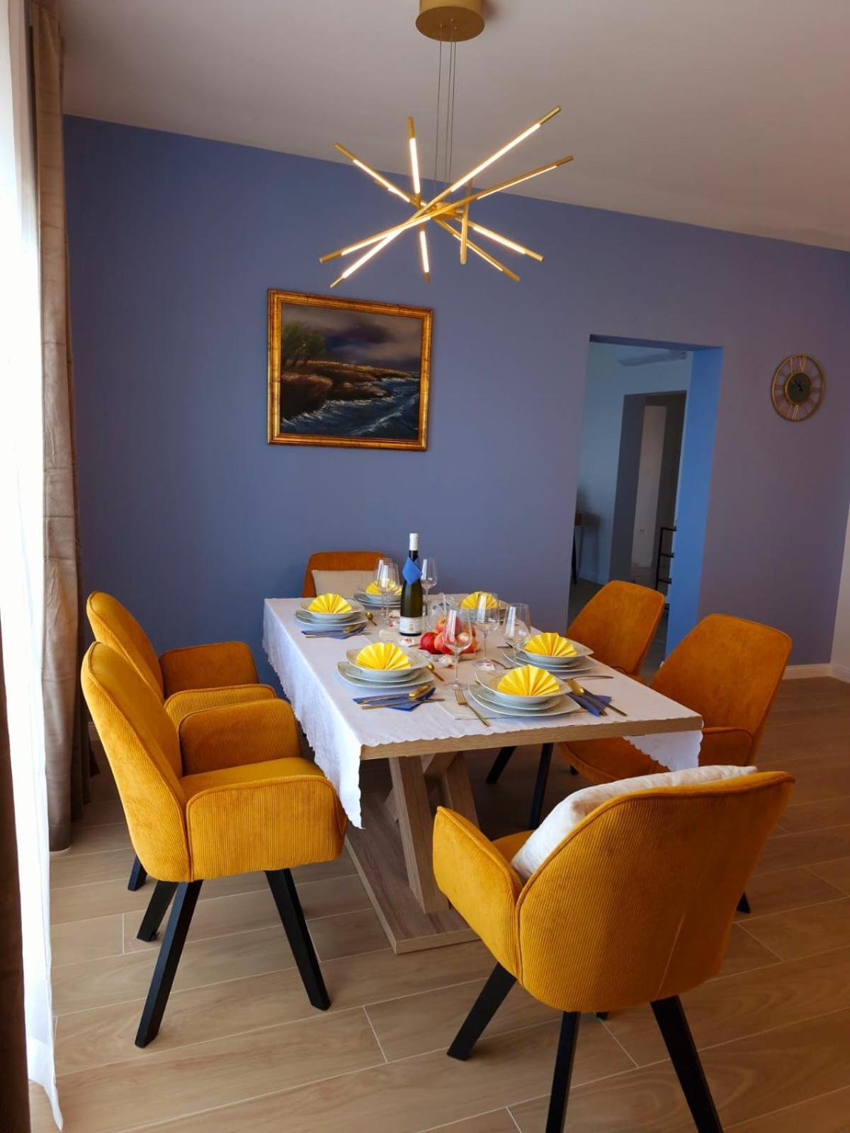 Sea View Luxury Apart Hotel Villa Conte With Swiming Pool And Romantic Spa Podstrana Ngoại thất bức ảnh
