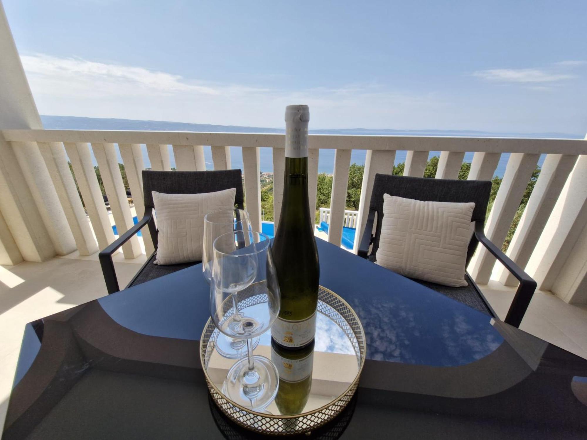 Sea View Luxury Apart Hotel Villa Conte With Swiming Pool And Romantic Spa Podstrana Ngoại thất bức ảnh
